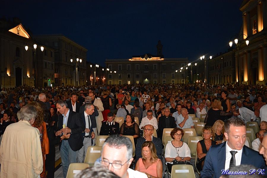 Una grande festa per la nuova piazza di Senigallia