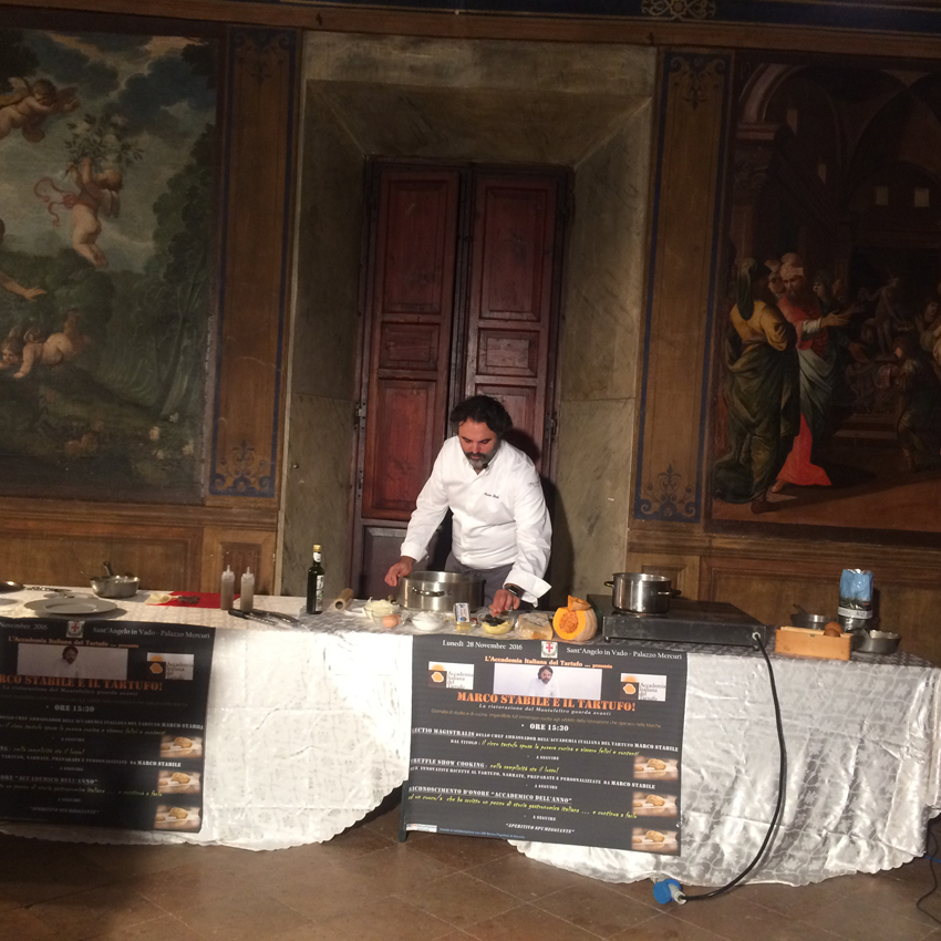 Con Marco Stabile una immersione nel mondo della cucina al profumo di tartufo